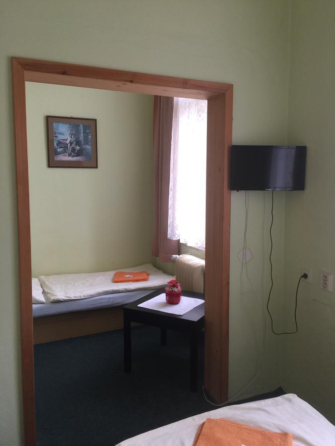Hotel Dvorak Chrast Εξωτερικό φωτογραφία